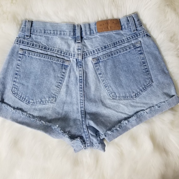 Vintage Riders high rise cutoff denim shor… - Picture 2 of 8